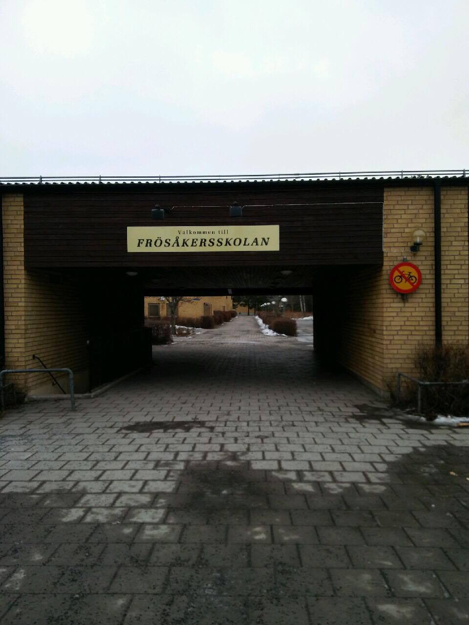 Frösåkersskolan.